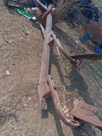 فدان فرنسي • قطع غيار