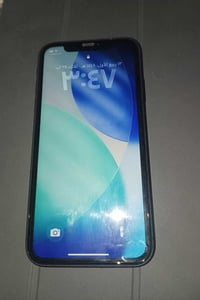 ايفون 11 • ٦٤ • بطاريه ٧٩