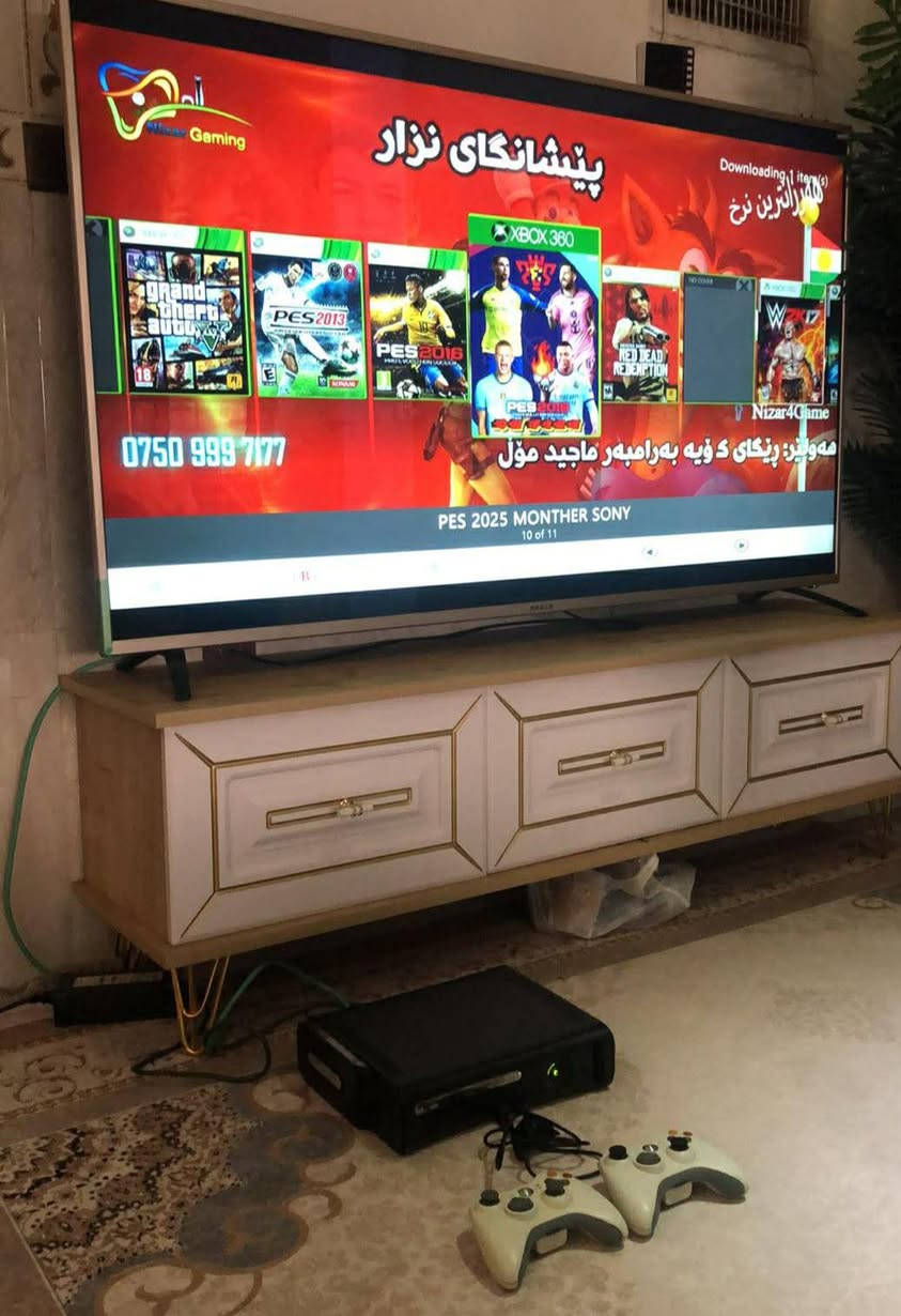 Xbox 360بۆ فرۆشتن 
11یاری بەقوەتی تێدایە 
دوو دەسکە هەولێر ***********
85هەزار قفلە أربيل, العراق
