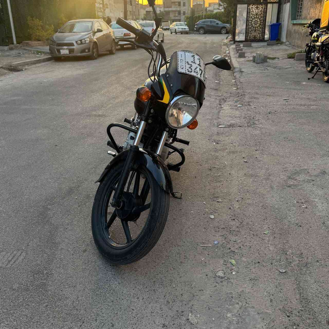 دراجه بوكسر ما ماشيه نضيفه حيل موديل 2023 ما مفتوحه تحويل ثاني يوم بسمك رايدها مليونين وربع وبيها مجال مكاني بغداد كراده: رقمي ***********
