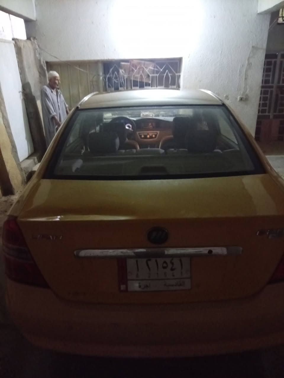 ع موديل ١١ سياره زيرو وضع شركه كتف مامبدل بيه جاهزه من كلشي مال رجال متقاعد وتمرض ومايطلع بيه بعد سنويه ماصاقطه بسمه مصفره هيئة وغرامات باقي التفاصيل كله جديده معنى الكلمه ٥٠ وبيه مجال ***********

