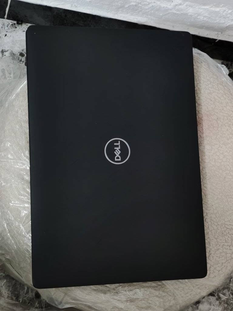 لابتوب dell
Cori5 gel 8
جيل ثامن
RAM 8 DDR4
HARD 256 SSD M2 السريع
كارت شاشه مدمج intel حجم 4G
حجم 14 FHD
وندوز 11 
بطاريه تنطي من 6 ساعات فما فوق 
نضافه 95 
منصب عليه GTA 5 
لل العاب المتوسطه و الهندسه والتصميم 
لابتوب عملي جداا
سعر 200 قفل لا يوجد بهاذه سعر 
مكاني بغداد توصيل موجود 
رقم ***********
