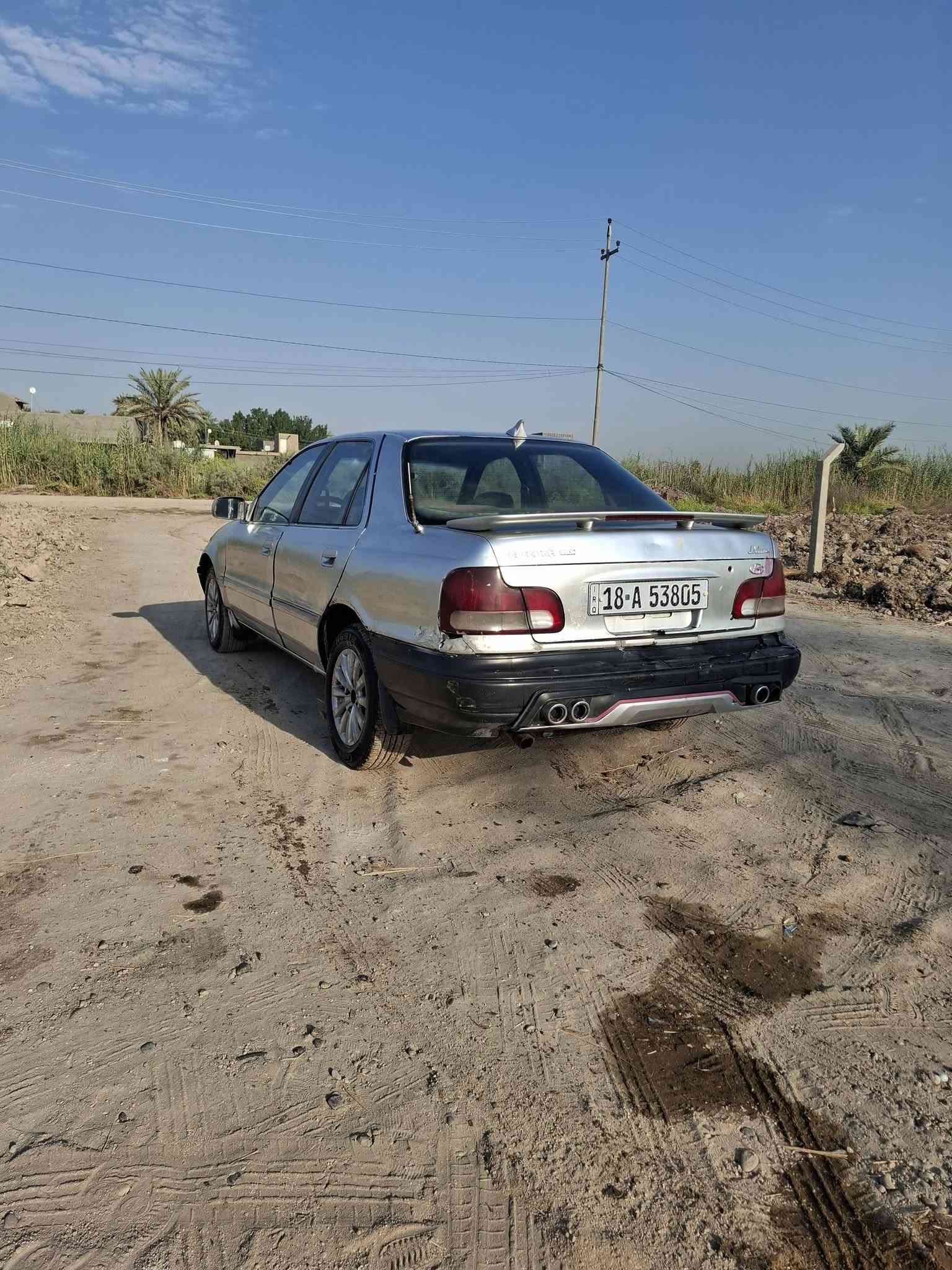 السلام عليكم النتره دمعه ٩٣ رقم بابل انكليزي سنويه ل٣٠ السيارة حلوه مال جني كير جديد محرك شوي بي تبخير حداديه وسط السيارة شغاله خير من الله تجي تفحص وتأخذ وبسعر مناسب ١٦ ورقة يعني ارخص من الستوته  وين اللي يدور رخيص سيارة حلوة وكاعدة جماعة ال ١٤ لاتعلق خل غيرك يستفاد مكان السيارة المحاويل رقم ***********
