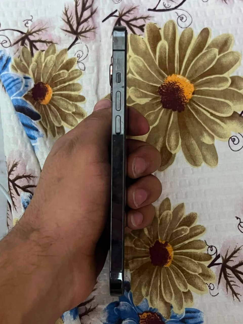 سلام عليكم ١٣برو ماكس امريكي ممبدل شي نروح نفحص وين متريد بطاريه 90جهاز حلو ونضيف وكامرته كلش حلوه ونضيف جهازز مابي عيب مكاني كربلاء حيً نصر خلف محطه باب الكفيل سعره 725وبي مجال حك الجيه ميعجبك السعر اعبر المنشور ***********
