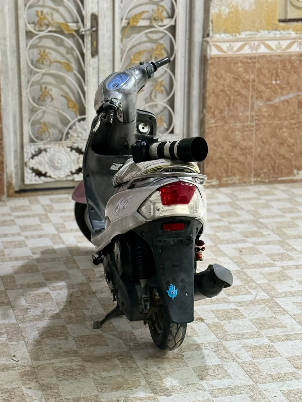 ماكس قجمه للبيع، مكينه ناعمه بوشه ٤٩ مفتوحه وشلعه حلوات، كربياته شغاله، دراجة حلوه ما متعوبه عوزها بس شحن باتري ، سعر600، وبيها مجال مكاني قضاء القرنه ، وهذا رقمي: ***********
المو شراي لا يرسلي رجاءً
