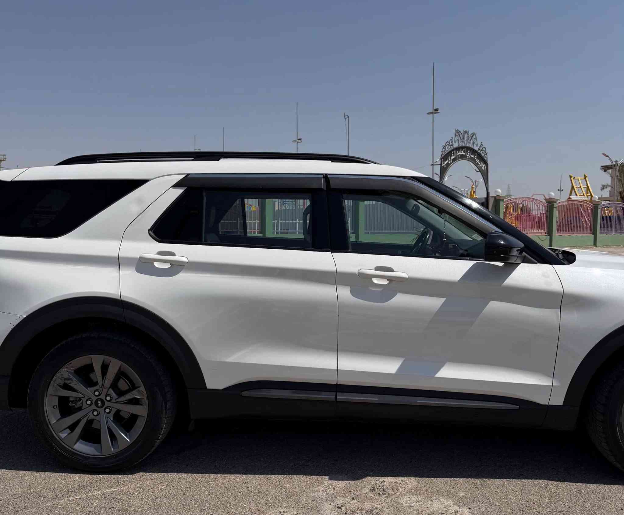 Ford Explorer XLT 2021
ماشيه 64000ml
بدون صبغ رقم اربيل
موقعها الفلوجه
السعر:240ورقه
للتواصل:***********
