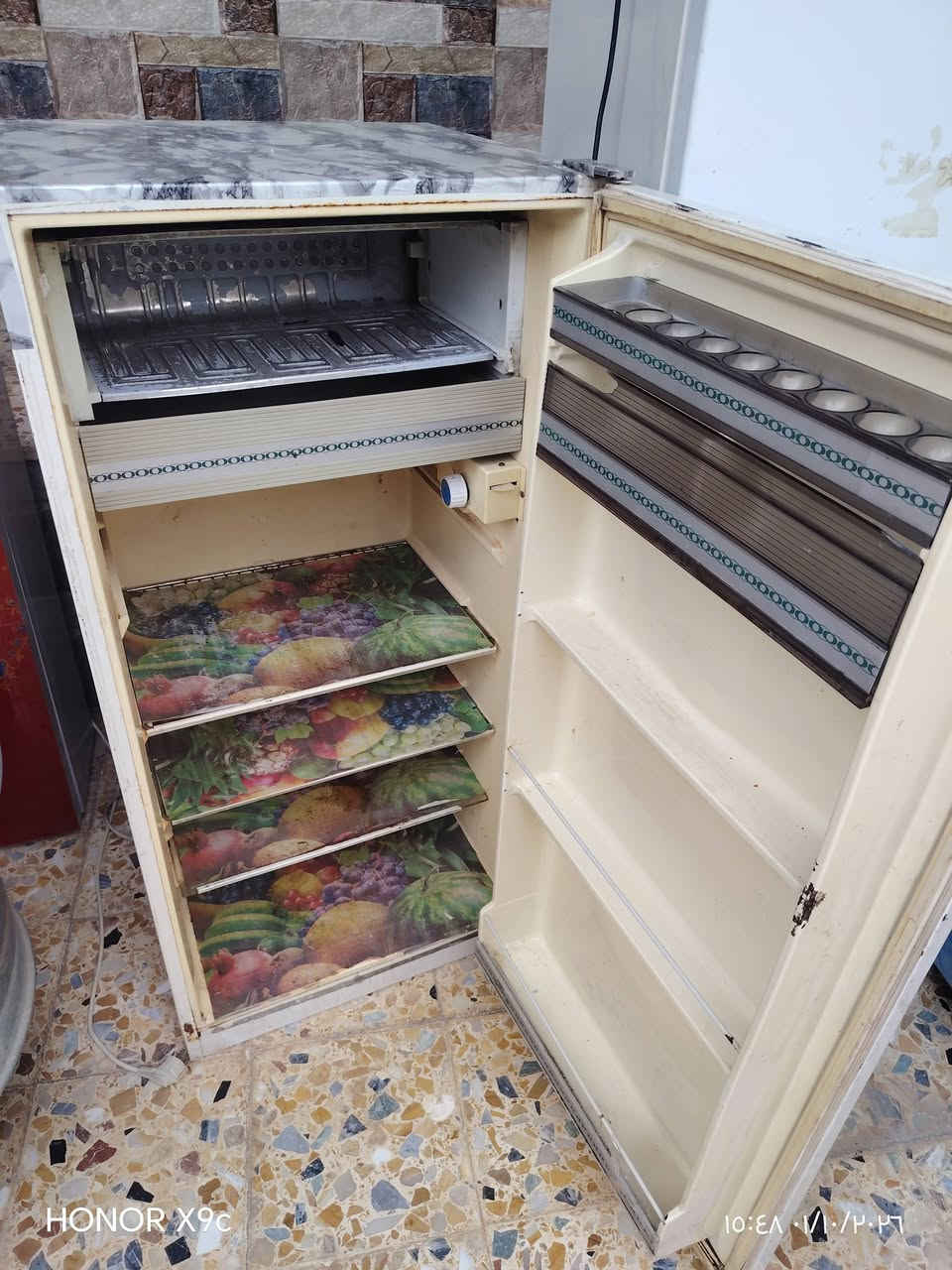 شرط الشقل السعر 150 الاتصال ***********

نص مكتوب في الصور:
- HONOR X9c
- ١٥:٤٧ ٢٠٢٤/١٠/٠١
- ١٥:٤٧ ٠١/١٠/٢٠٢٦
- ١٥:٤٨ ٠١/١٠/٢٠٢٦
- HONOR X9c ١٠:٤٨ ٠١/١٠/٢٠٢٦
- HONOR X9c 15:48 01/10/2026