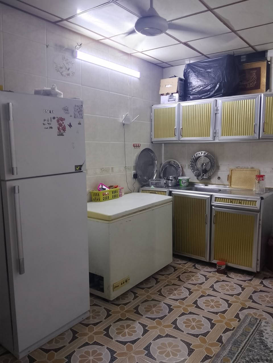 دار للبيع مساحة/100/متر5×20 
نوع العقار:رقم كارت
عنوان:١٦آب قرب جسر ليلان
يحتوي على:استقبال،مطبخ،غرفة نوم،منور مطبخ حار،وحمام
مواصفات:كاشي،سقف ثانوي 
موقع مميز كامل خدمات عل شارع صب عريض مجاري وماء حلوو
 سعر:٥٠مليون وبيها مجال 
للاستفسار الاتصال على الارقام التالية: ***********
