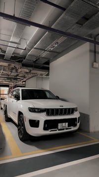 جراند شيروكي اوڤرلاند • ٢٠٢١ • وارد أمريكي