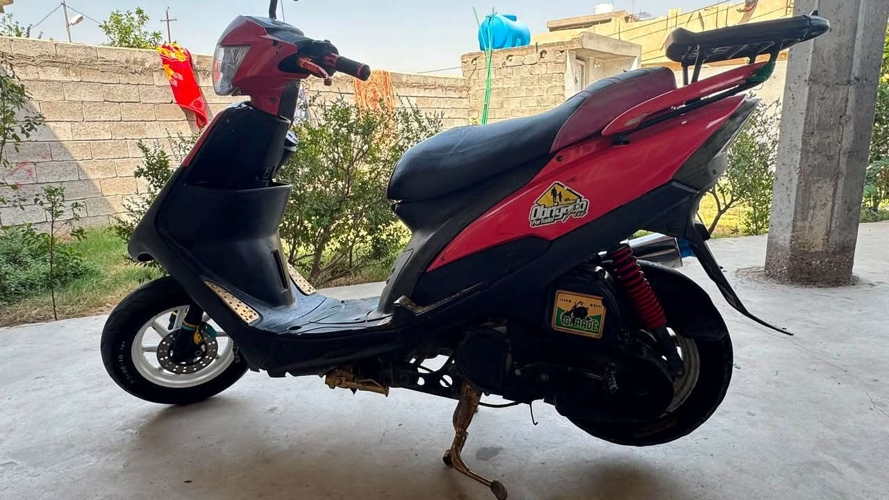 للبيع او مراوس ب٤كير ايرانية
ماكس عدله مزوده اخر حباية بوشه ٥٥ 

منين ما تباوع مزوده. شلعه ومعدل
ضفيرة جديدة كابريتر جديدة بلك وراس بلك 
***********
