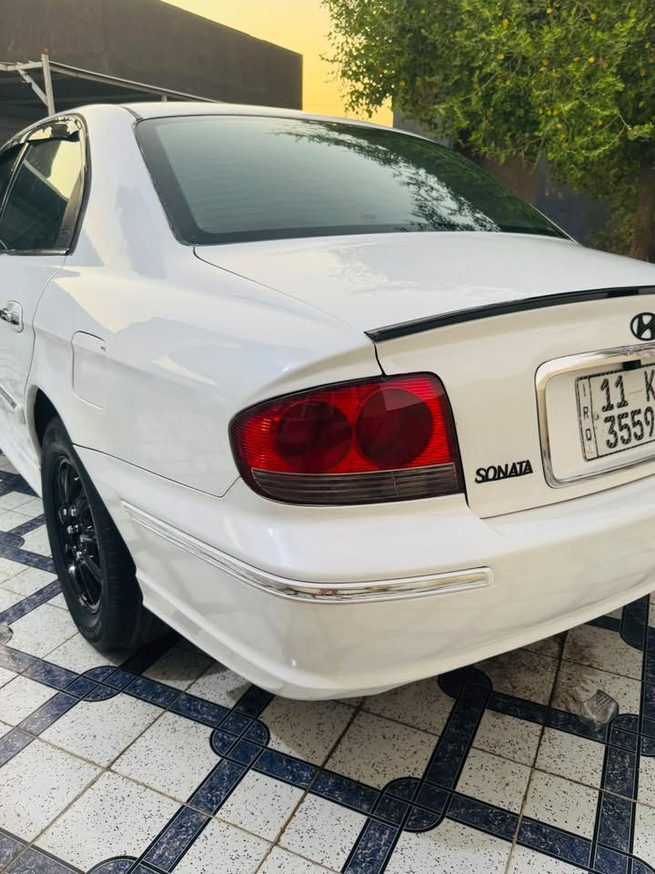 سلام عليكم للبيع سوناتا 2002 مكينه 2000
رقم بغداد سنويه ل30  مكينه حاويه كير مكينه مكفولات 
تبريد ثلج ❄️ حداديه اماميه جديده خلفيه نص 
مصبوغه عام بدون حادث تخم تاير وباتري جديد
داخل نضيف شاشه كار بلي تحكم ستيرن كامره خلفيه كهربائيات كلها شغاله 4 جام كهرباء سنتر لوك  سعرها 58 بيها مجال بسيط مكاني بابل ***********
