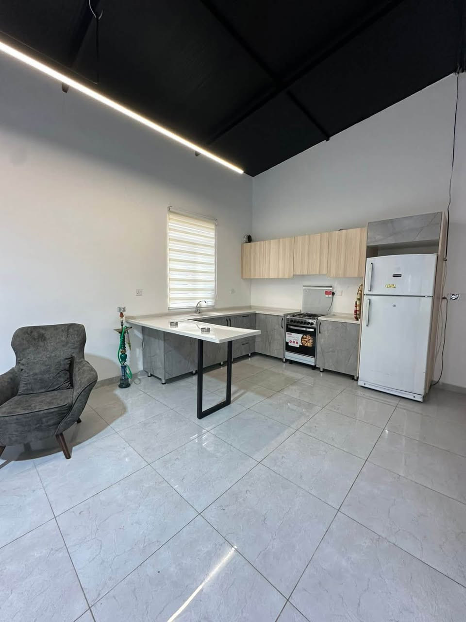 مزرعة للإيجار اليومي 🏡🌳
📍 الموقع: بغداد –الوسفية 

✔️ أجواء هادئة ومناسبة للعوائل

✔️ مساحة واسعة وخدمات متوفرة
 

✔️ مثالية للراحة والونسة

📌 للحجز والاستفسار يرجى الاتصال أو المراسلة على واتساب: 

عبود الشيخ
 📞 ***********

 موثق في تطبيق اجرلي لسياحة المزارع في العراق 🇮🇶

