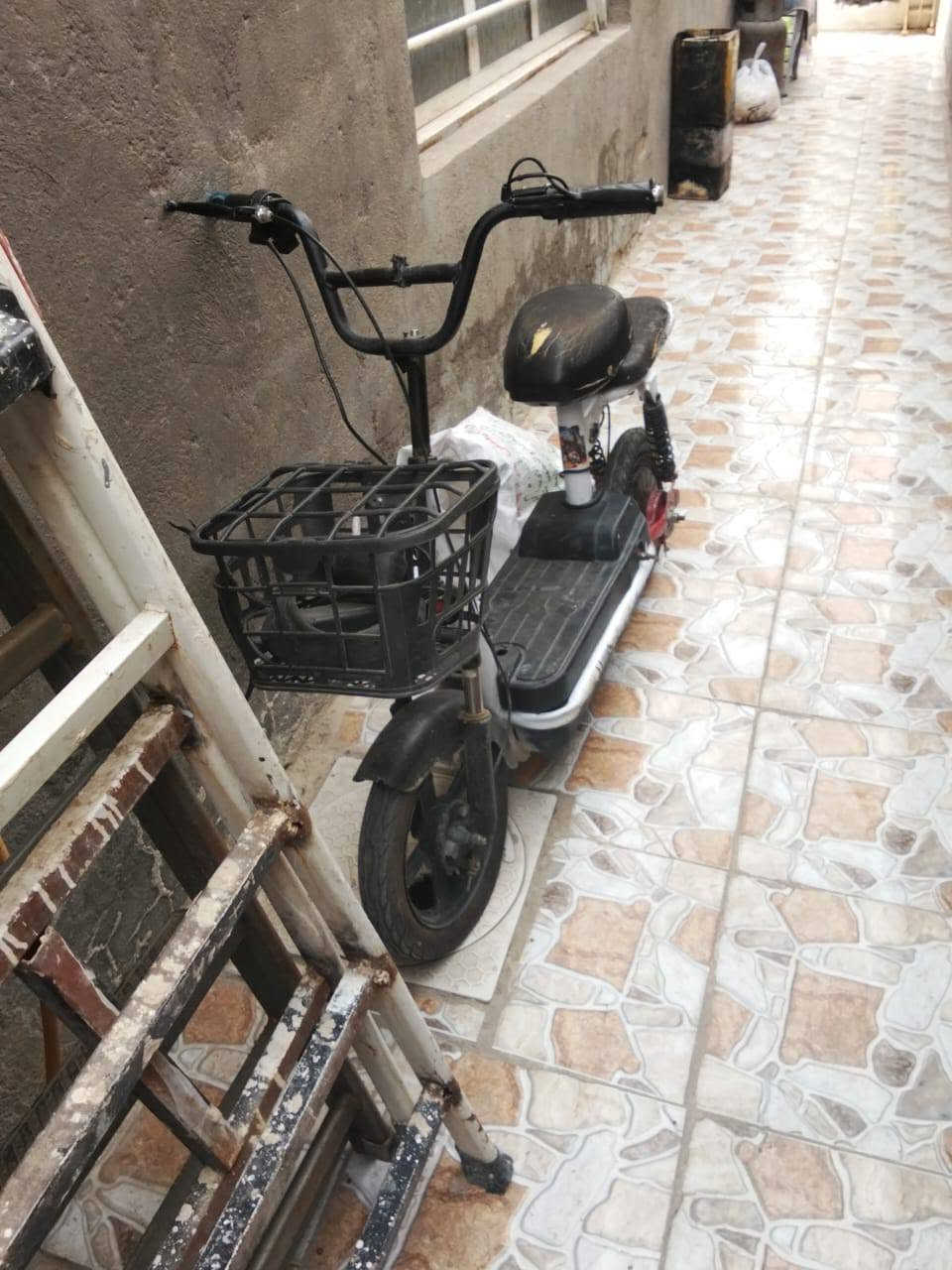 دراجه كهربائية • شحن ناقص • بغداد