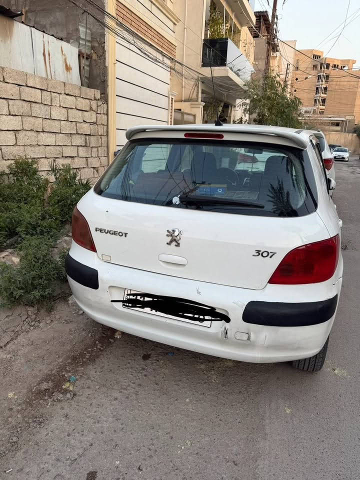 للبيع بيجو307 موديل 2005 مكينه 2000 رقم انكليزي ب اسمي 
مكانها بغداد 
***********
