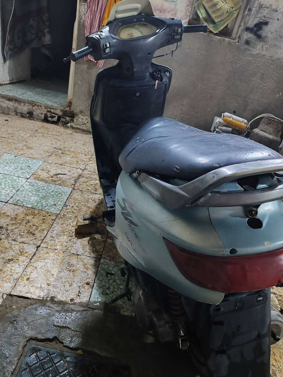 فراشة • نظيفة • ما مفتوحة