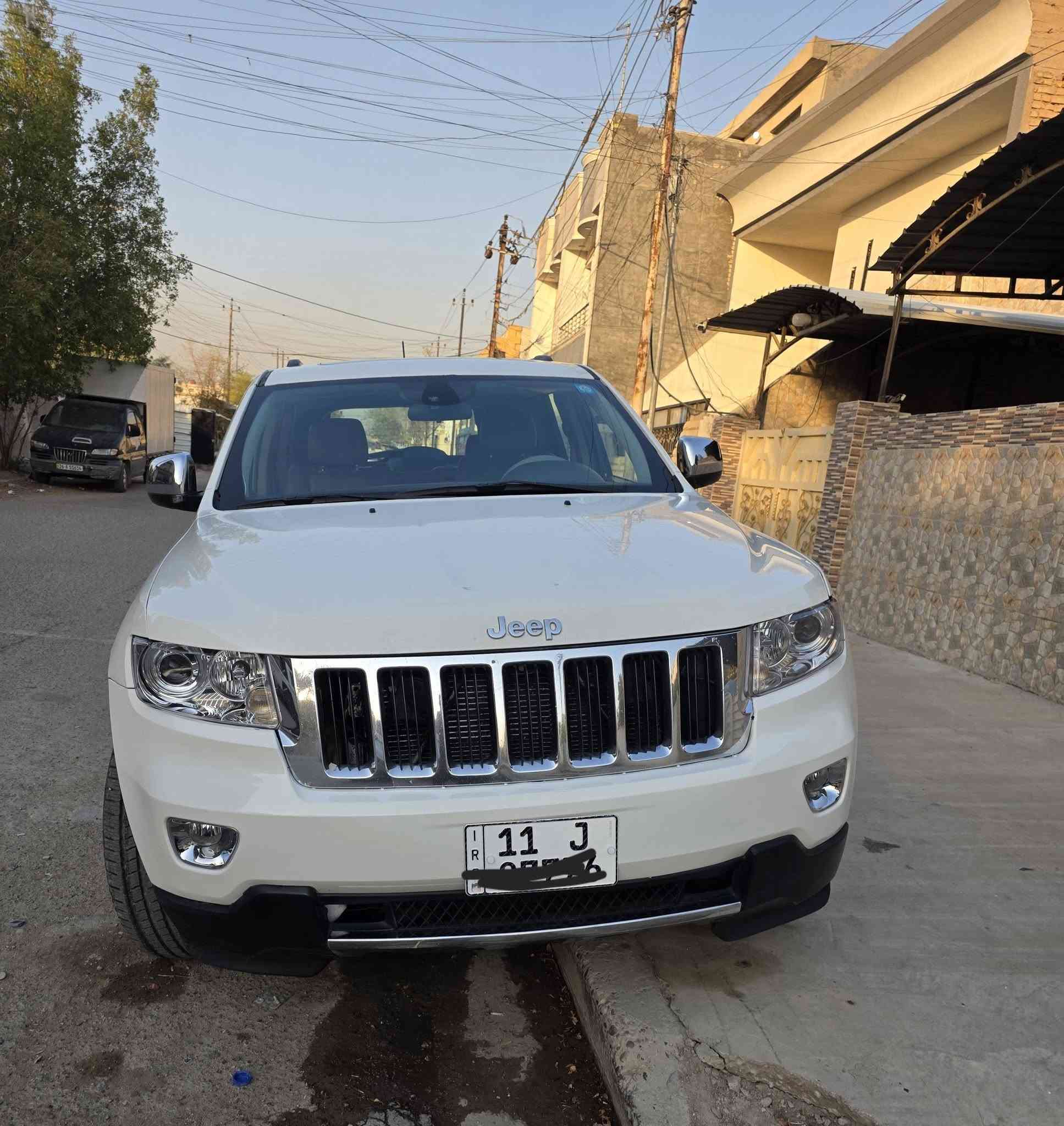 جيب لاريدو خليجي موديل ١٢ 
رقم بغداد بااسمي 
٣ قطع صبغ فقط رش بدون داخل 
السعر ١٤٣ 
***********
