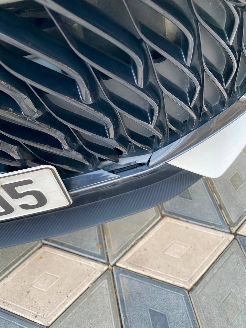 للبيع MG GT ( تيربو) وكالة شركة mg خليجي  فول مواصفات فئة لكشري اللون ابيض موديل 2024 رقم دهوك ماشيه
52000 مواصفات تحديد مسار رادار امامي كشنات جلد احمر واسود بلادي 
كرسي السايق كهرباء مكينه 1500 تيربو كاميرات 360
شفتات بالستيرن كير طياره ويل جبير لايتات زينون بك لايت لد سلايدروف حساس خلفي و بعد بيه هوايه مواصفات بيها طخه صغيره بالدوسه .. 
مكاني حي الجامعه بغداد  للاستفسار 
الاتصال على (***********)
