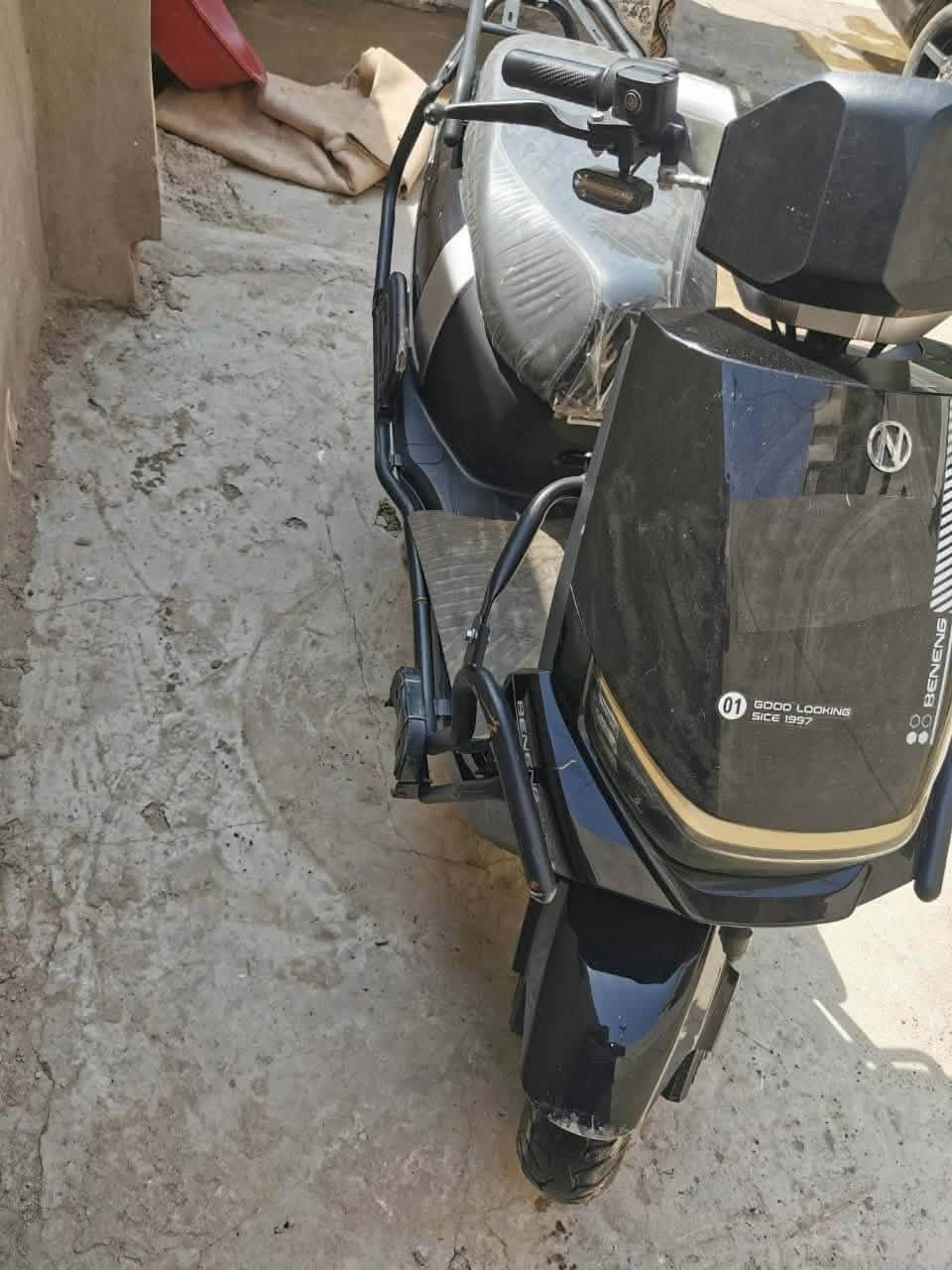 ماطور شحن للبيع
ملف 2500 
نظام R 
اربع نمر سرعة حقيقية 
نظام سرقة 
ماطور نضيف 
السعر 725 وبي مجال 

***********
