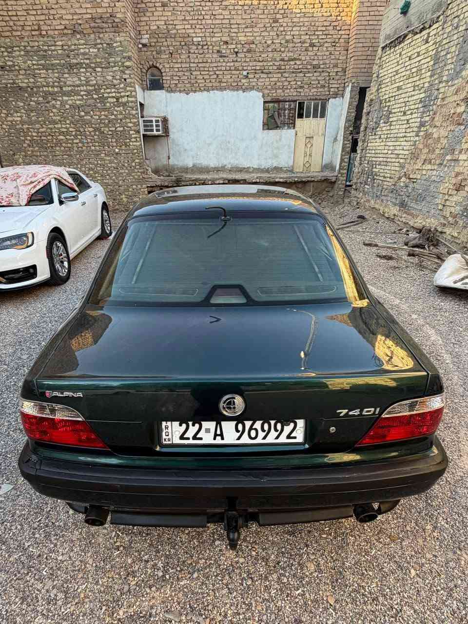 السلام عليكم فقط بيع بدون مراوس بي ام دبليو موديل 1995 خفاش حجم 730i بيها مكينه 740 V8 مكينه قويه وعل شرط وكير مكفولات السياره مصبوغة عام تخم تواير جديد شاشه تحكم 16 حركه كله شغال سياره نضيفه وحلوه كلش كشنات لا شخوط ولا شك كله بلادي مرتبه كلش هزه سنويه كله جديد رقمها اربيل تحويل ثاني يوم مكان السياره كوت سعر 75 وبيها مجال الشراي يتصل أو يتفضل خاص***********
