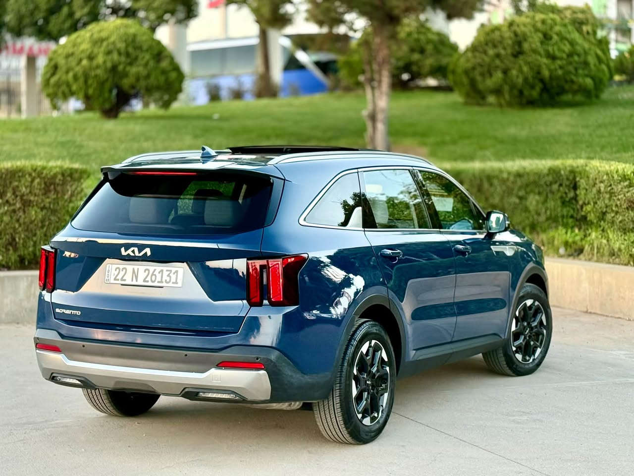 🚘 للبيع | كيا سورينتو S 2024

Kia sorento S 2024
🔹 اللون: أزرق
🔹 الممشى: 25 الف ميل 
🔹 المحرك: 2500 cc 

⭐ المواصفات:

✔️ بانوراما
✔️ داخل جلد أبيض
✔️ أضواء زينون
✔️ بصمة أبواب + تشغيل بصمة
✔️ تشغيل عن بُعد
✔️ شاشة كبيرة مع Apple CarPlay
✔️ كاميرات + حساسات أمامي وخلفي + رادارات
✔️كراسي كهرباء وتدفئة
✔️ أوضاع قيادة ECO / NORMAL / SPORT
✔️ والعديد من الإضافات الأخرى

🔧 حالة السيارة:

✅ بدون صبغ 
✅ بدون أيرباك — جميع الأيرباكات أصلية ولم تفتح

🔑 رقم الشاصي:

5XYRL4JC6RG281615

💰 السعر:
25500$
💬 قابل للتفاوض بعد المعاينة

🔢 الترقيم:
السيارة رقم اربيل (ترقيم جديد فحص وهزه وسنويه لغايه 2030)

📍 الموقع: أربيل
📞 ***********
واتساب / اتصال / فايبر

