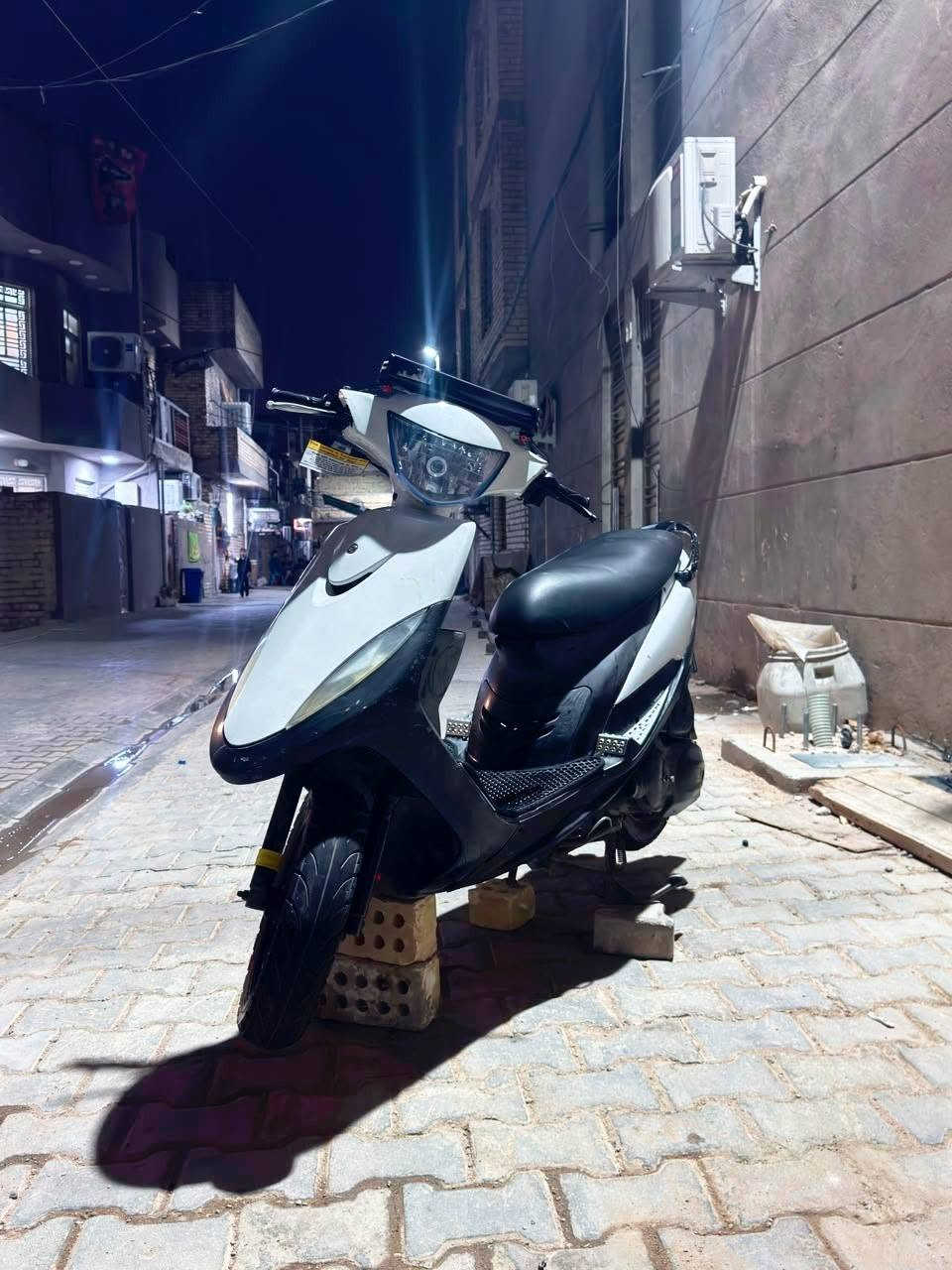 دراجة نوع ماكس عدلة
دراجة معروضة لبيع 
مكينة خير من الله متنسمع تعال وشوف 
وملاحه يخبل كامل 
دراجة خير من. الله نضيفة كلش
مكاني بغداد لحرية 
سعر 700 بيه مجال لطيبين 
رقمي مو شراي لتعبني  ***********
