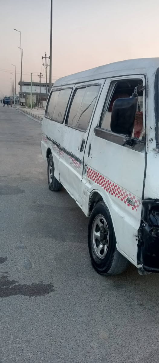 السلام عليكم كيه مازده مديل93 14 مصفره هيه  ومرور  وخط بحث بسمي مداو ر تريد وكالة  رقم واسط محرك جديد وكير وكسن وشاصي ورقم واضح تخم تاير جديد با تري جديد حديديه مكان كربلاء السعر 25وبهيه مجال وهذا رقمي ***********
