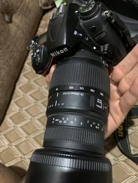 نيكون D7000 • عدسة ٧٠/٣٠٠ • مع ملحقات