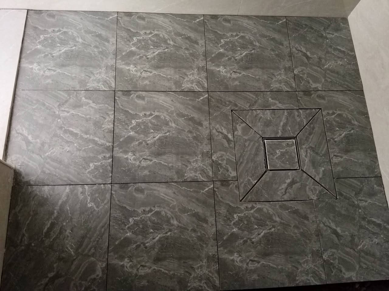 أسطى سيراميك • مرمر كرانيت بورسلاين • شغل درجة أولى