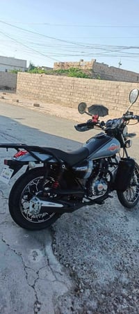 جني هيوشه • مرقم • موديل ٢٥