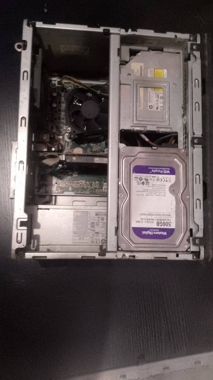 i5 7500 • ٨ جيجا DDR4 • ريديون