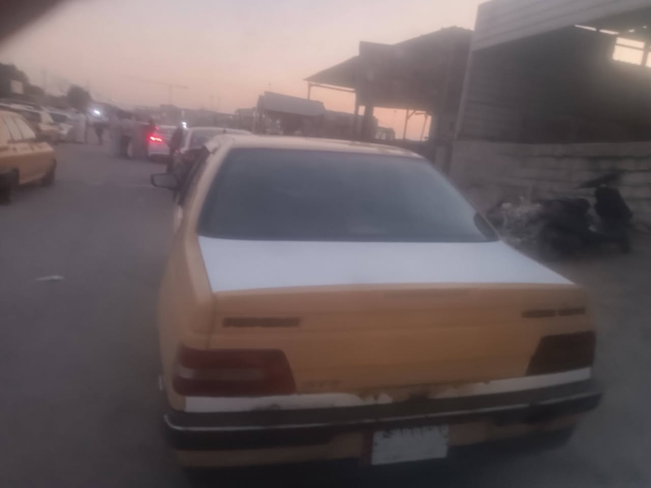 بيجو 405 مكينه وكير  نضيفات 
حداديه كهربائيات شغالة مصفره هيئه وغرامات 

تحويل ثاني يوم عنواني كربلاء الاطارات 

***********السعر24

