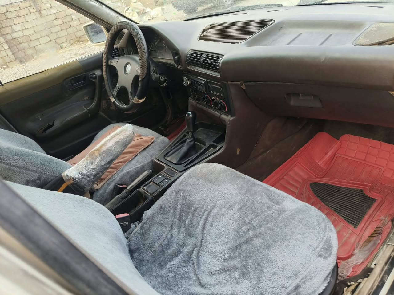 بي ام • موديل ١٩٩٠ • رقم الانبار