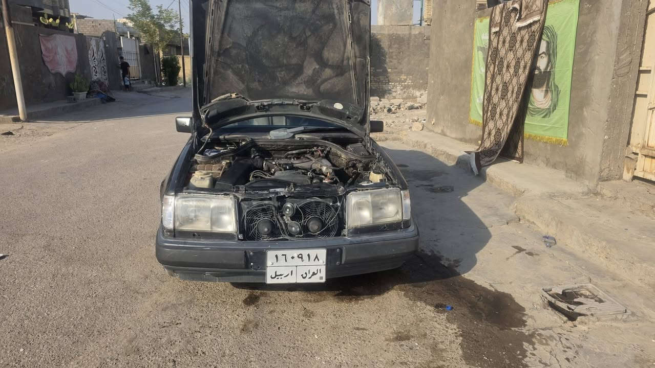 السلام عليكم....
مارسيدس دب 1990 محور 3000
تحويل وكالة رقم أربيل تبريد شغال 
مكان السيارة بغداد/حي النصر 
السعر 55$
الاستفسار***********
