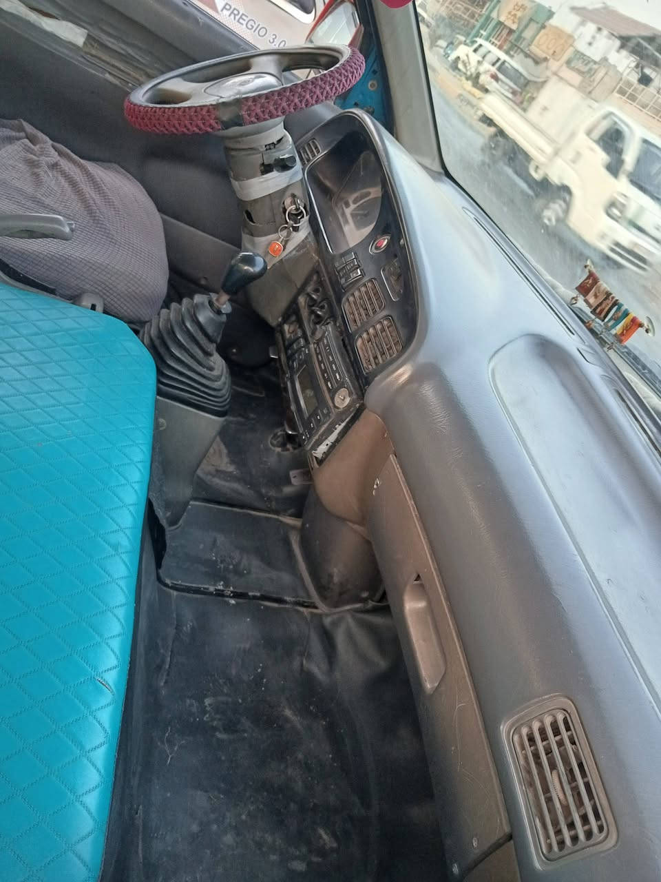 السلام عليكم بريجو موديل 96
سنويه 2028
هزه جديده دوشمه تخم تاير 
كير ومحرك واكسل مكفولات 
مكان السياره بغداد المدائن
 ***********سعر45 وبيهه مجال
رقم بي واتساب
