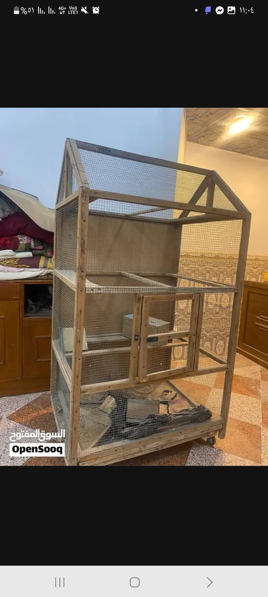 قفص تسكام كبير طول ١٧٥.  عرض اكثر من متر يحتوي على  اربع اطارات لسهوله النقل ويحتوي علي جرار للتنضيف وبيوت تكاثر  السعر. ٧٥ الف  ***********. القبله

نص مكتوب في الصور:
- السوق المفتوح OpenSooq
