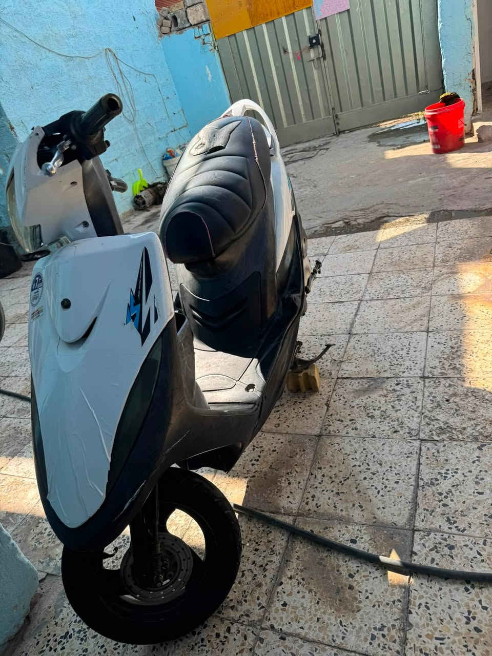 سلام عليكم ماكس عدلة للبيع دراجة بلاديه مكينه وكفر وملاح كله بلاد نقصها بس باتري كابريتر بلاد سلف وهندر تشتغل هندر واحد تشتغل السعر 450 وبيها مجال مستعجل 
مكاني ديالى خان بني سعد
متواجد واتساب ومازنجر وخط 
***********
