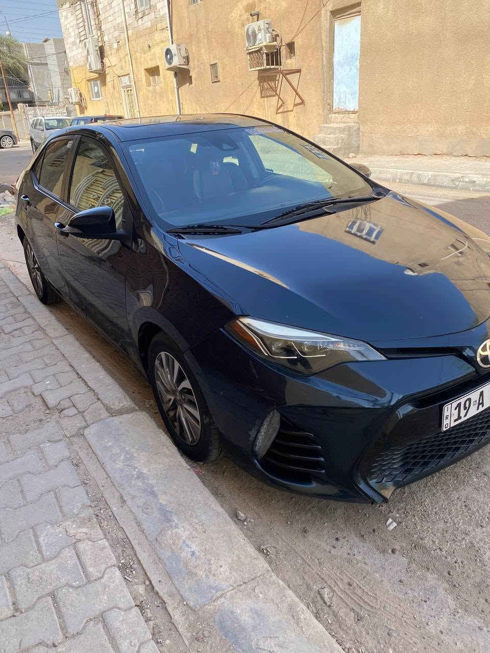 السلام عليكم
كورلا 2018 فئة XSE اعلى فئة
حادث امامي جاملغ وبنيد

المواصفات:
محرك 1.8 VVT
گير CVT
كشنات كهربائية
تدفئة كشنات
مري كهربائية
تحكمات سرعة
تحكمات ستيرن
فتحة بالسگف سلايد
شاشة لمس
نظام ملاحة وخرائط
تشغيل بصمة

عنواني كربلاء
السعر : 105$ وبيها مجال للشراي لان بيعة مستعجلة جدا
***********
