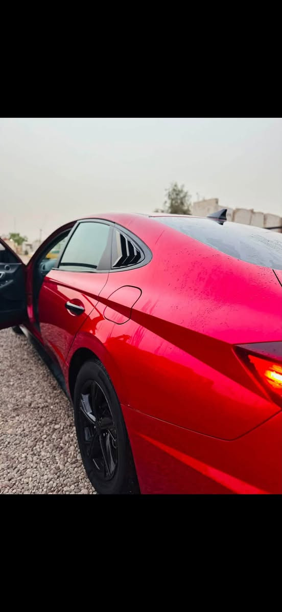 سوناتا ٢١ موصفات عاديه ضررها بنيد فقط ٢.٥تنفس طبيعي رقمها اربيل ماشيه90ميل تقريباً
***********
السعر 138$ وبي مجال

نص مكتوب في الصور:
- ٣٧ LTE ١١:٤١ عدسة Google 5NPEG4JA7MH067011 BidCars 2021 Hyundai Sonata, SE | 5NPEG4JA7MH081345 | Bid History | قد تكون الصور محمية بموجب حقوق النشر. مزيد من المعلومات حفظ مشاركة 2022 Hyundai Sonata, S... 2021 Hyundai Sonata, S...