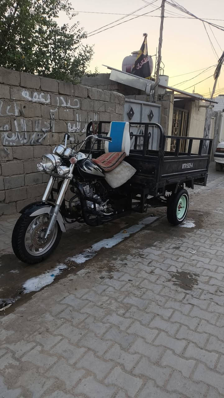سلام عليكم ستوته للبيع رقم نكليزي مديل 20 شاصيه مكفول كفاله عامه مكينه 25 ستوته معمره ستوه لسعر2050 وبيه مجال لمكان لنجف ابو صخير لرقم او خاص***********
