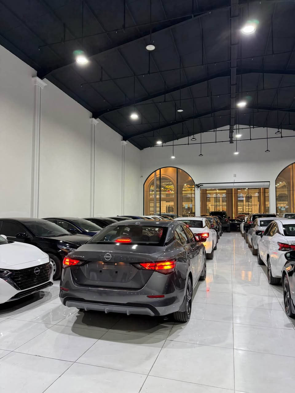 السلام عليكم 
للبيع نيسان سنترا نفطي 2025 SV
محرك 20 
ماشي 1 الف يعني بعدها زيرو 
سيارة بابين صبغ و تكمه بين بابين بيها 
و رصعه بل تكمه صوره موجوده داخل منشور 
سياره بدون تعديل بارد 
و بدون كلير أمريكي شرط
ارباك بس برده طاك باقي كلها شرط 
سياره بدون رقم ترقيم شمالي فقط 
تكلفة رقم 11.5 ورقه ونص
ملاحظة صوار حادث موجوده في المنشور 

السعر 126 ورقه قفلها من الاخير 
اي استفسار عن سيارة خاص مفتوح 
اخوكم ديار ابو عمر 
*********** واتساب 
*********** اتصال 
عنوان أربيل معارض السيارات أربيل, العراق
