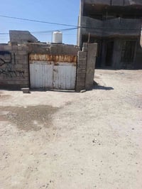 قطعه للبيع المساحه 100متر ابو منيصير حي الكرامه 07814956558