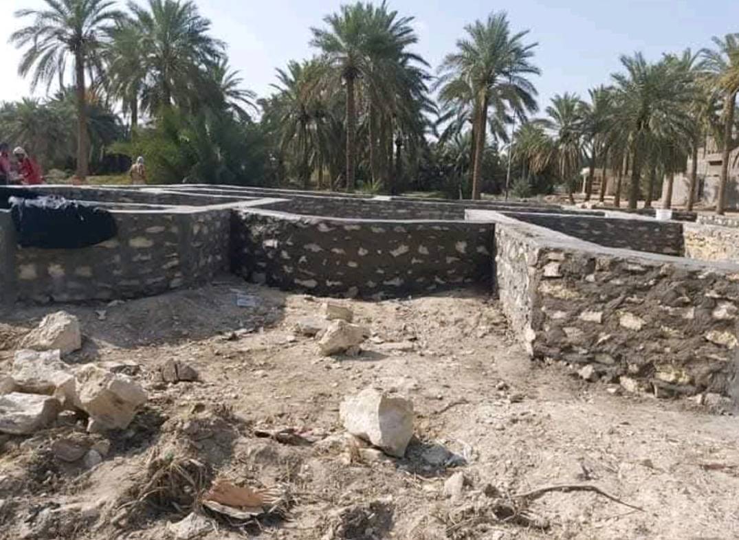 يعلن مكتبنا عن بناء حجر كرسته وعمل اسيجه بيوت تطبيك ممرات لاستفسار لاتصال ***********