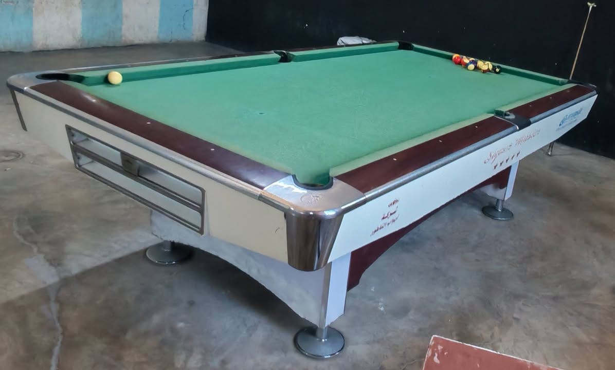 ميز بليارد سوبر ماستر
 دبل شاصي
جكات
مرمر رصاصي
كامل  مكمل  مع جميع ملحقاته
نضافة 90% واكثر 
السعر  مليون و ١٥٠  قفل مستعجل
ديالى- الخالي 
***********
