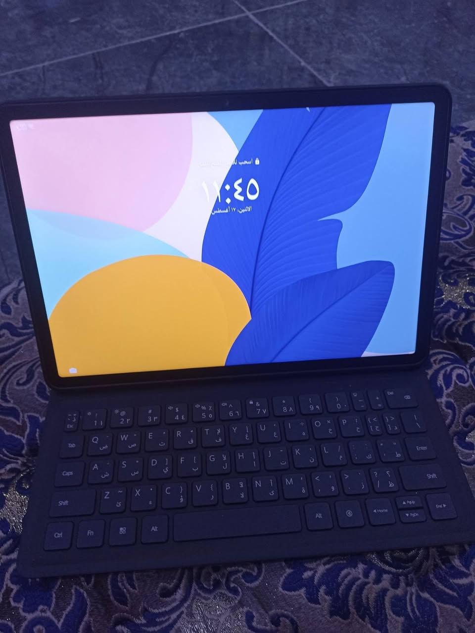 السلام عليكم 
ايباد/ 
Huawei MatePad 11.5
جهاز معروف وقوي وسلس بالالعاب الجهاز نظيف 100% ما مفتوح
ملحقات كيبورد وگفر جلد 
تواصل ***********
