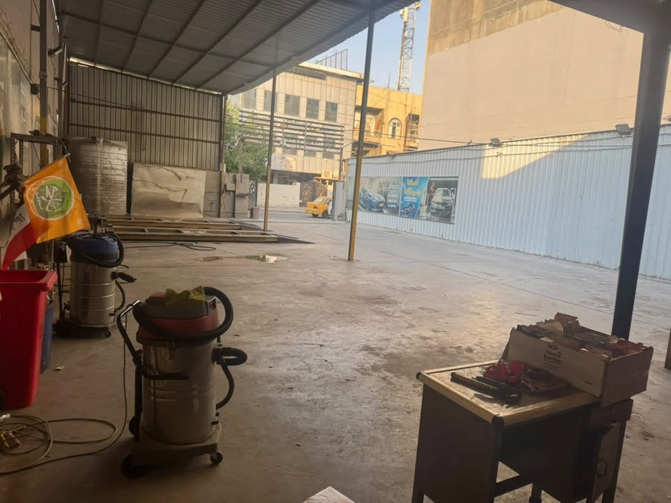 محطه غسل سيارات للبيع
مساحتها 425 متر 
الموقع: الاعظميه قرب المقبره الملكيه 
تفاصيل المحطة:
* تحتوي على 2جكات
* كمبريسر 
* عدد 2ماطورات
تانكي سعه 10.000
* مكانس كهربائيه 2 
* مكتب إدارة
* غرفه استراحه زبائن 
* حمام
* مطبخ
* غرفة نوم
للاستفسار والتفاصيل أكثر يرجى التواصل على الرقم ***********
