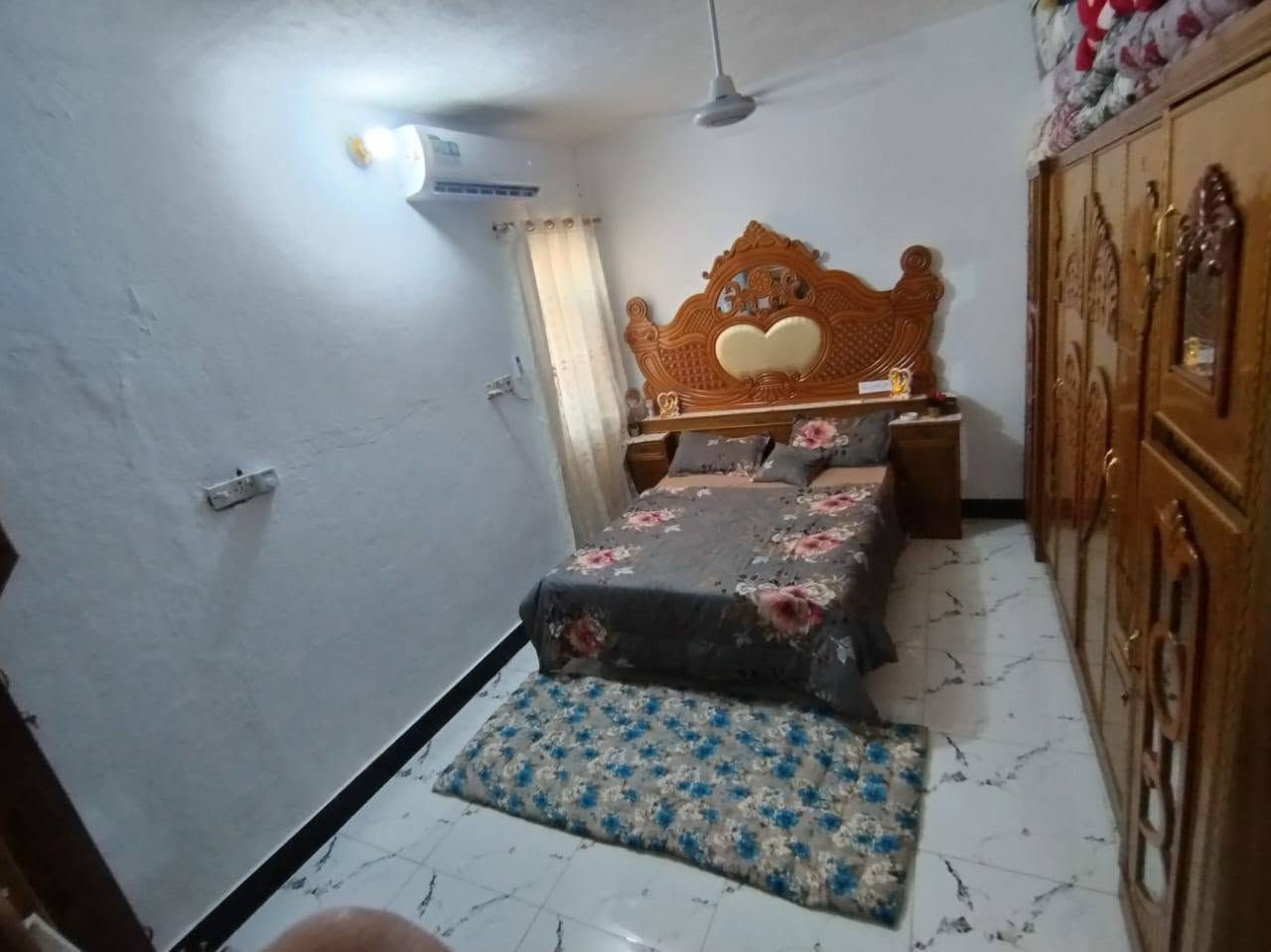 سلام عليكم
بيت مساحه 105متر كامل حي الحسن العسكري مقابل مدرسه الحشد سعر 55وبي مجال للاستفسار على هاذ رقم ***********
