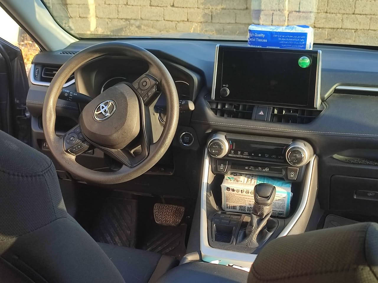 #للبيع فقط: تويوتا راف فور (Toyota RAV4)
​الموديل: 2024
​المحرك: بنزين
​المواصفات: فول مواصفات - فئة XLE
​السقف:  (تنته)
​الحالة: كلين (بدون حوادث)
​المصدر: وارد أمريكي
​المسافة المقطوعة: 28 ألف ميل
​الفحص: فحص كركوك 
العنوان :ناحية الزاب 

​السعر والتفاصيل: للاستفسار والاتصال يرجى التواصل على الرقم: ***********

