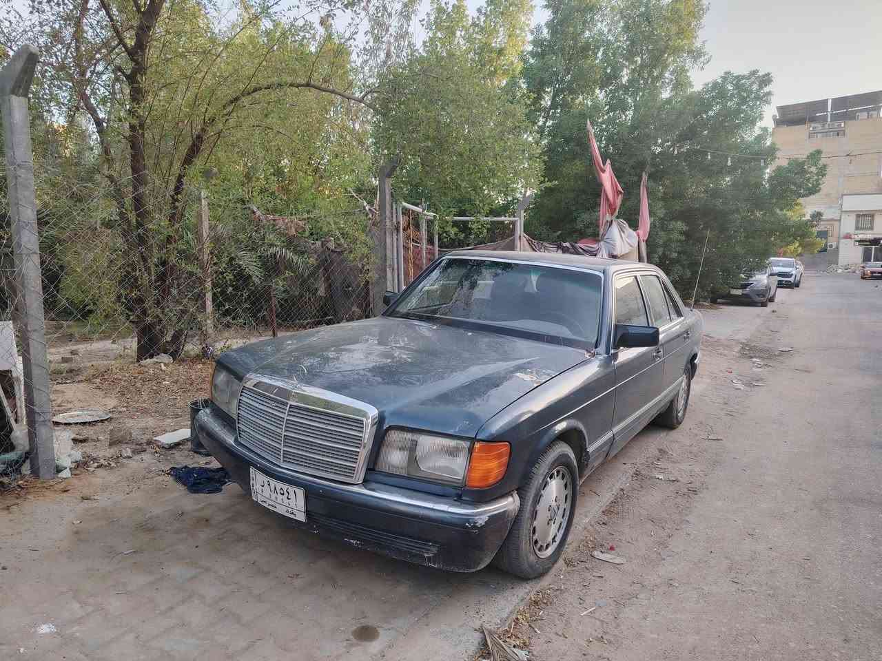 مارسيدس موديل 89 رقم بغداد مكان السياره بالنجف سياره شغاله للتفاصيل ***********
