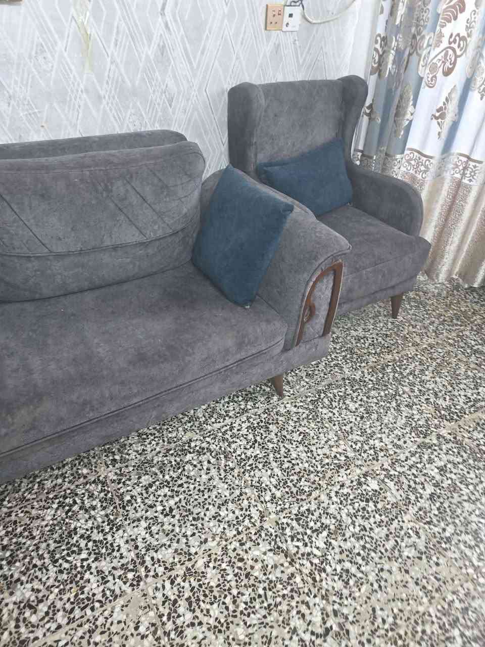 ***********
شراي يراسلني واتساب
غراض بيت كلش مستعجل ع البيع غرفه صاج سبلت 2 طن جنرال انفيرتر مكيف 2 طن تخم تركي 10 مقاعد شاشه ان نت قياس 65 ثلاجه ومجمده كبيره كاونتر بارد 3 قطع عنوان بغداد الخطيب زراعي
