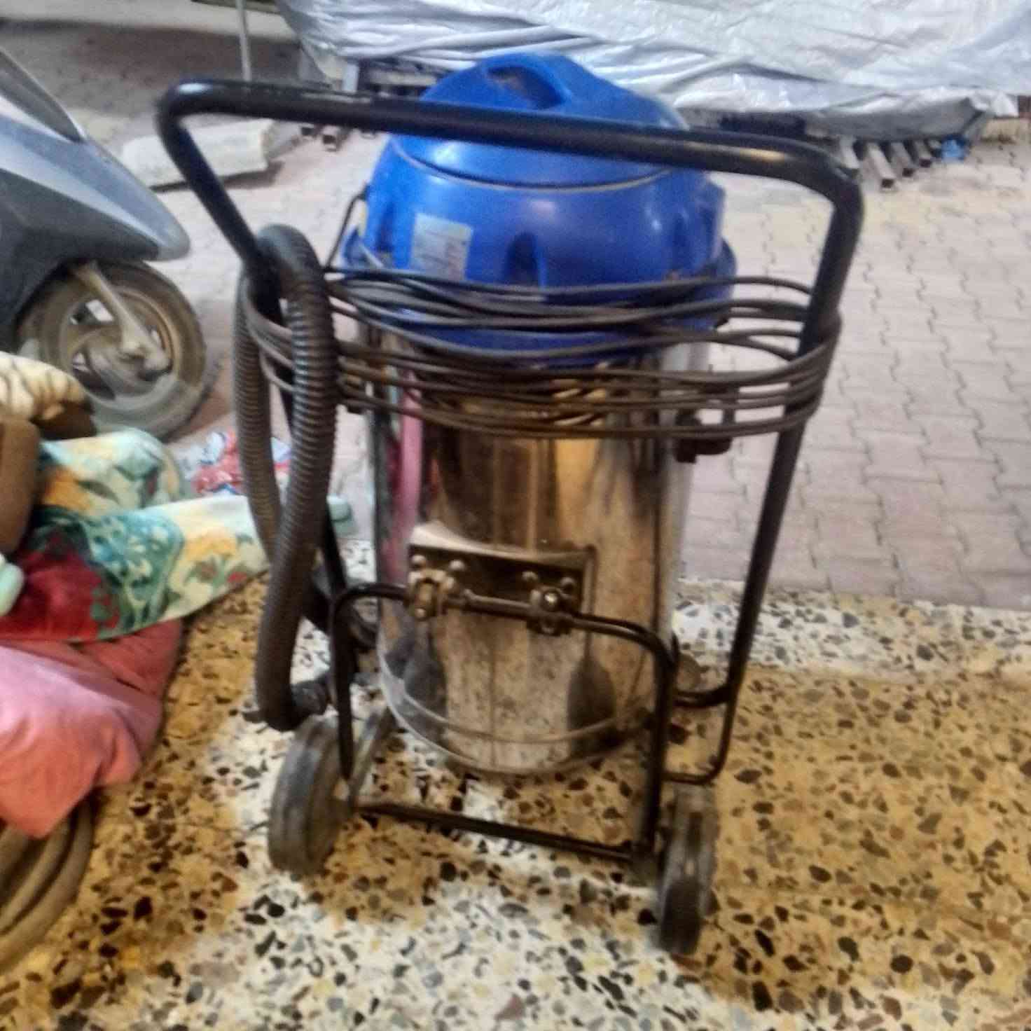 السلام عليكم شافطه  استعمال قليل العنوان البلديات شارع  الكهرباء سعر خاص ***********
